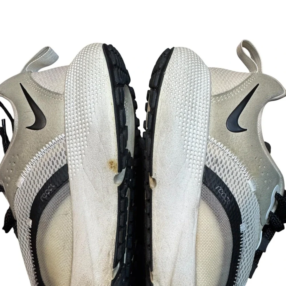 Nike Running Shoes Womens Size 8.5 White Black React Cushion Athletic DJ9976-100